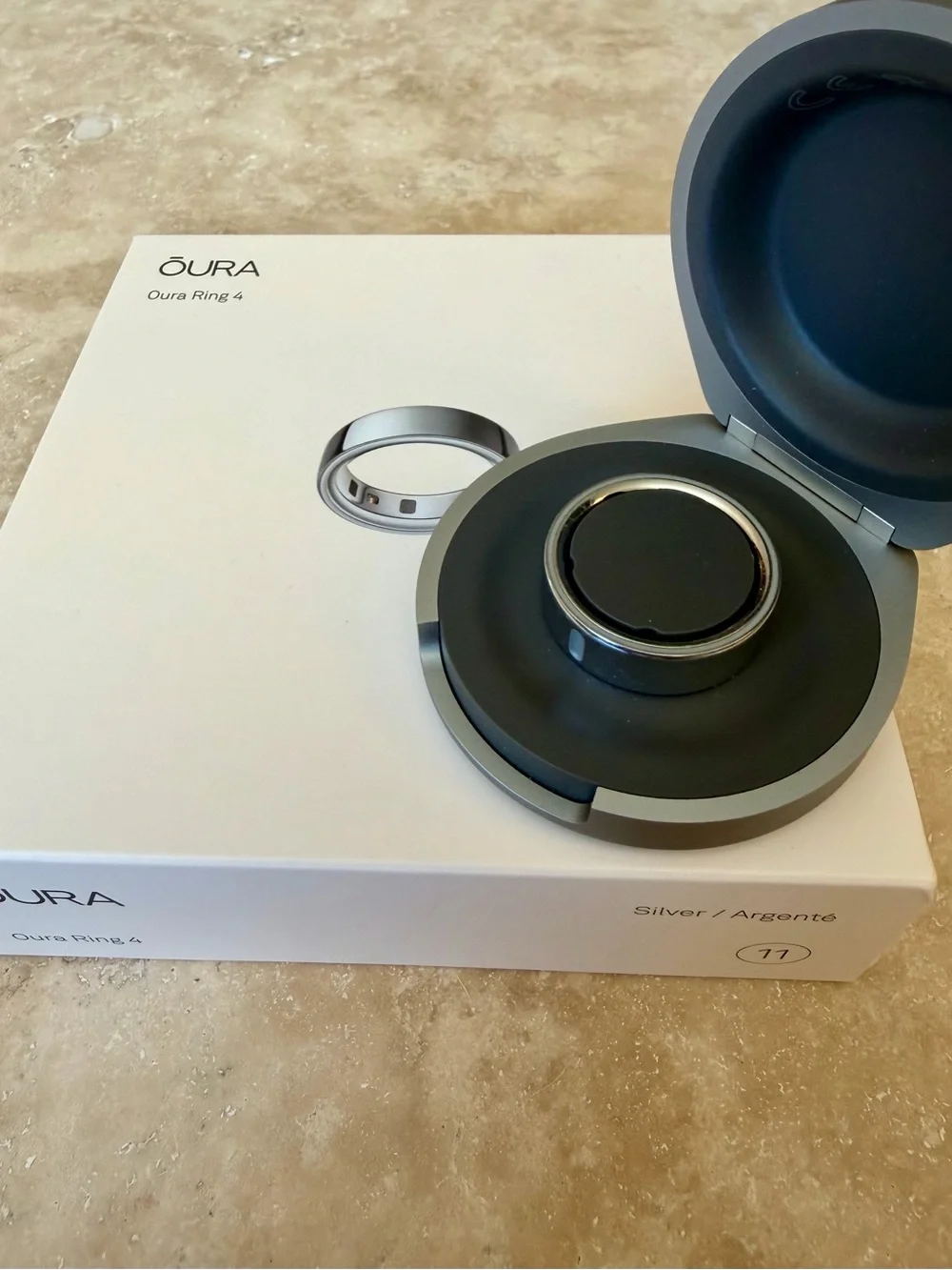 Oura Ring 4, size 11 Silver LIKE NEW IN BOX with additional travel charging case - Picture 1 of 7